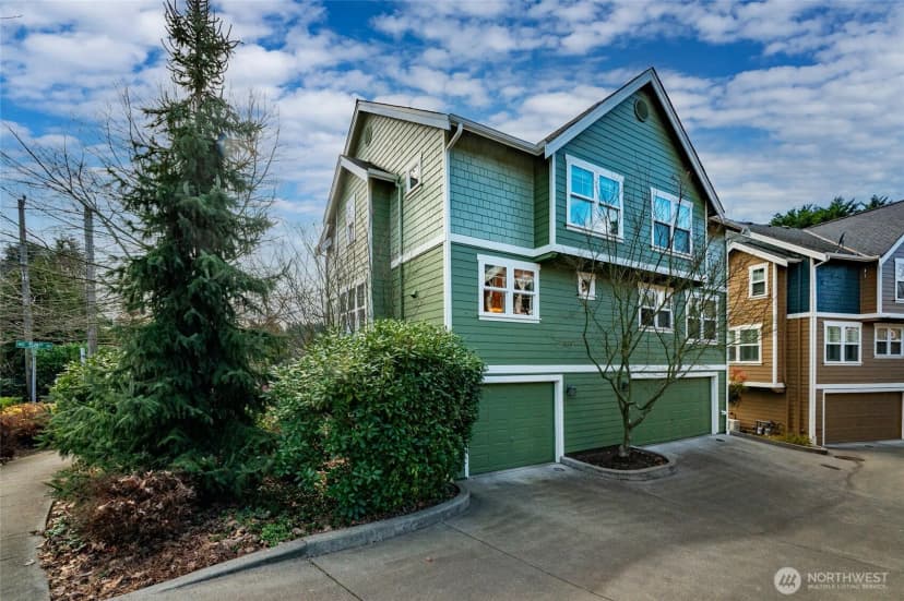 Property photo for 5801 55th Avenue Ne #a, Seattle photo 35