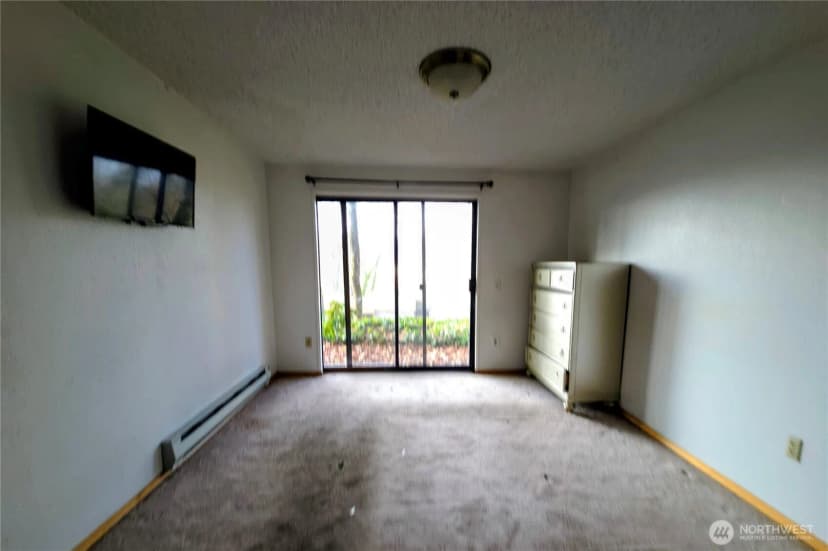 Property photo for 12421 74th Lane #18, Seattle photo 16