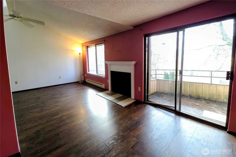 Property photo for 12421 74th Lane #18, Seattle photo 8