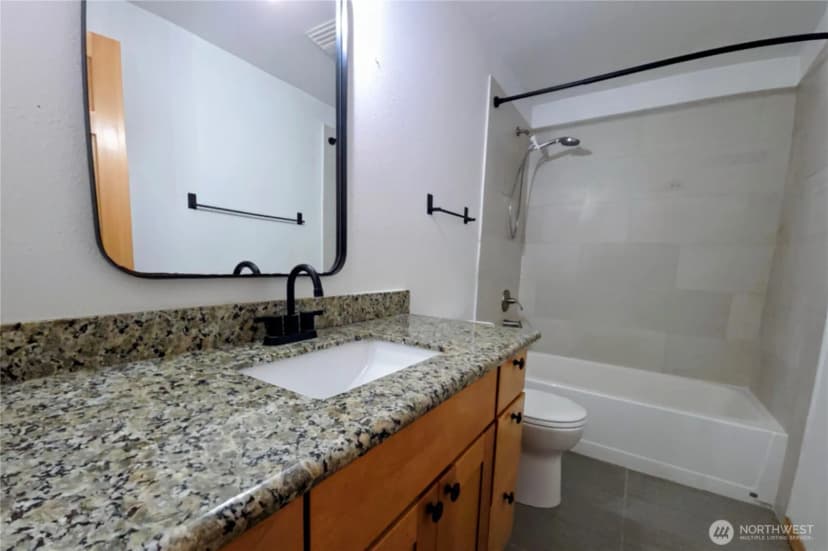Property photo for 12421 74th Lane #18, Seattle photo 13