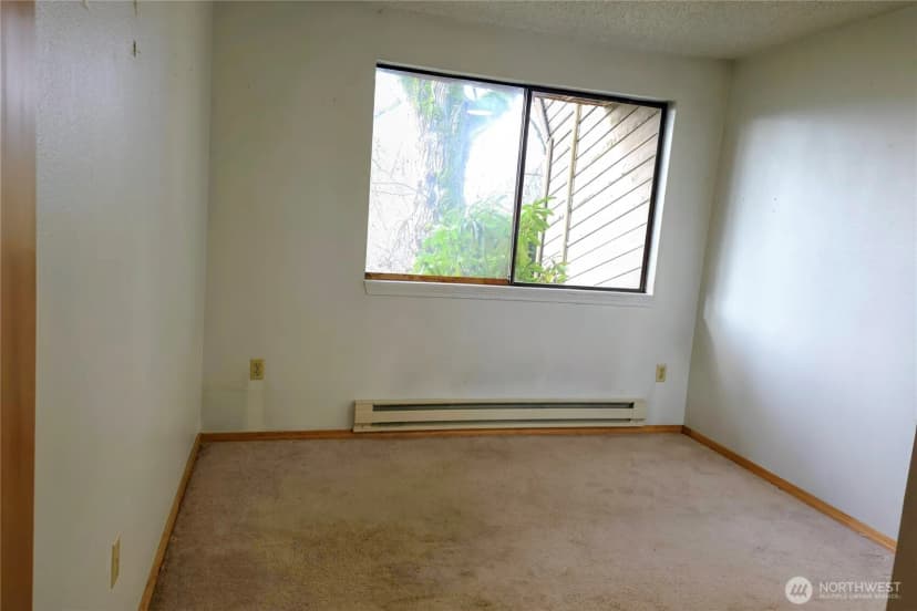 Property photo for 12421 74th Lane #18, Seattle photo 17