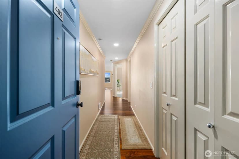 Property photo for 559 Mcgraw Street #402, Seattle photo 32