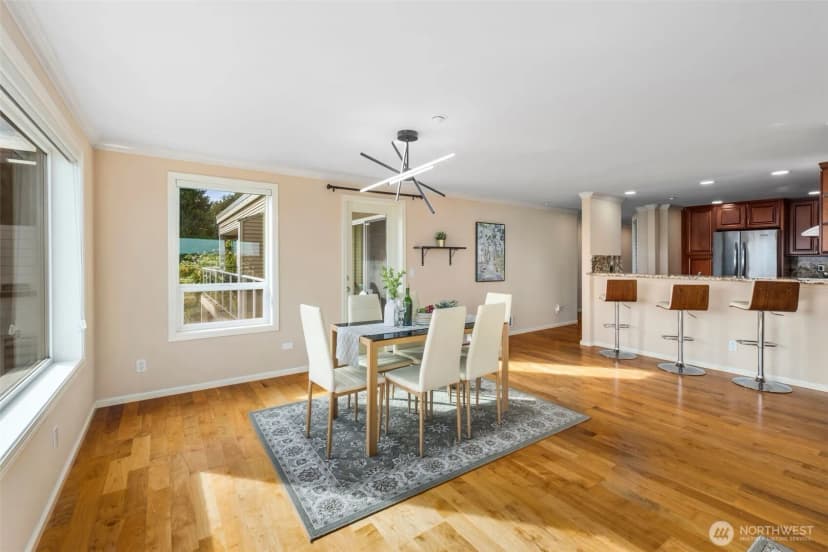 Property photo for 559 Mcgraw Street #402, Seattle photo 13
