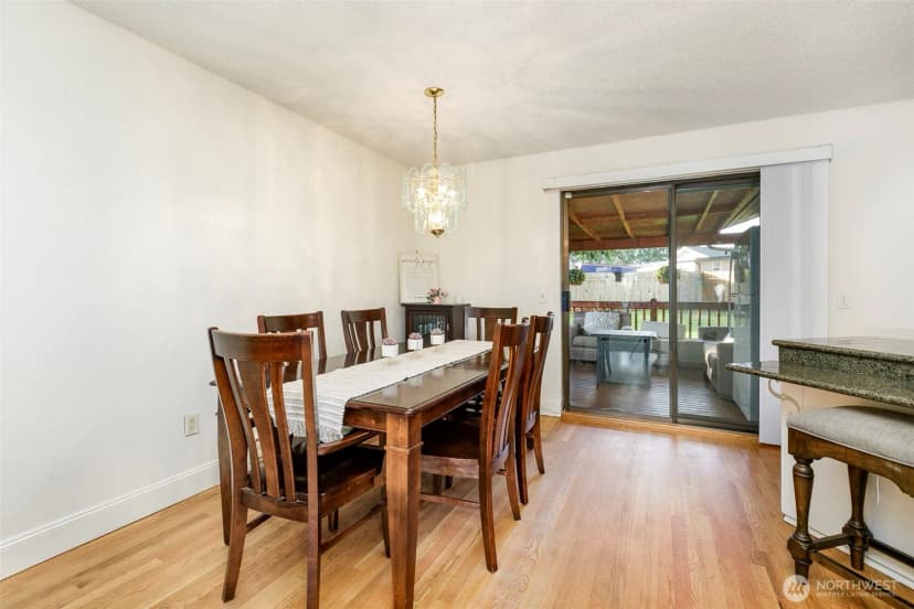 Property photo for 4003 Ne 6th Court, Renton photo 6