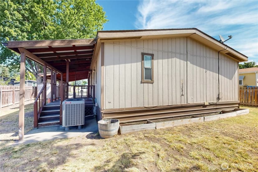 Property photo for 976 Ne Dawson Avenue, College Place photo 37