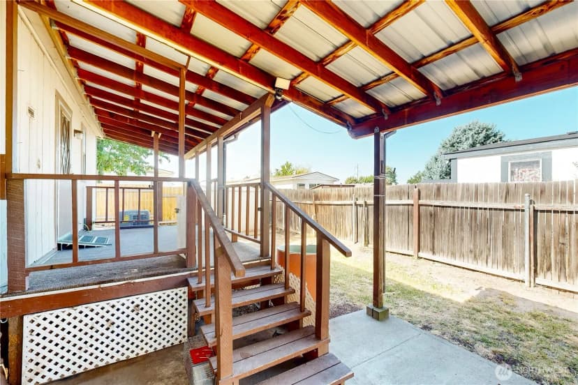 Property photo for 976 Ne Dawson Avenue, College Place photo 34