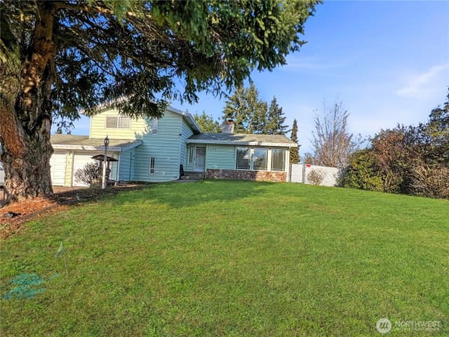 Property photo for 1209 132nd Street S, Tacoma photo 2