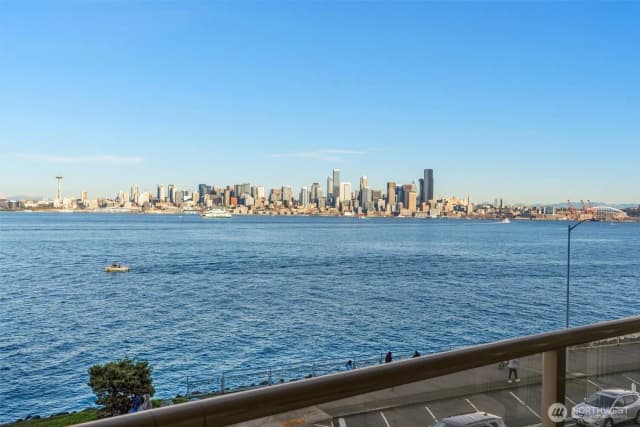 Property photo for 1005 Harbor Avenue Sw #400, Seattle
