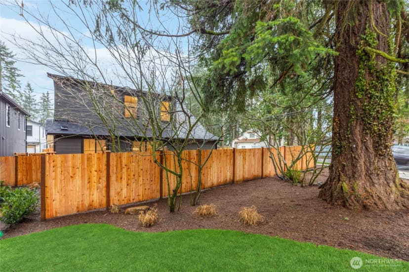 Property photo for 11128 116th Avenue Ne #1, Kirkland photo 40