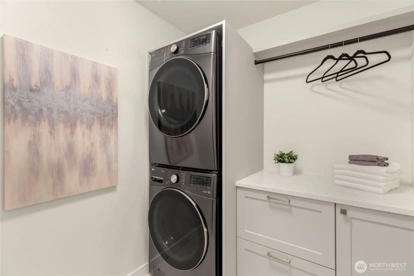 Property photo for 11607 Ne 112th Street #2, Kirkland photo 29