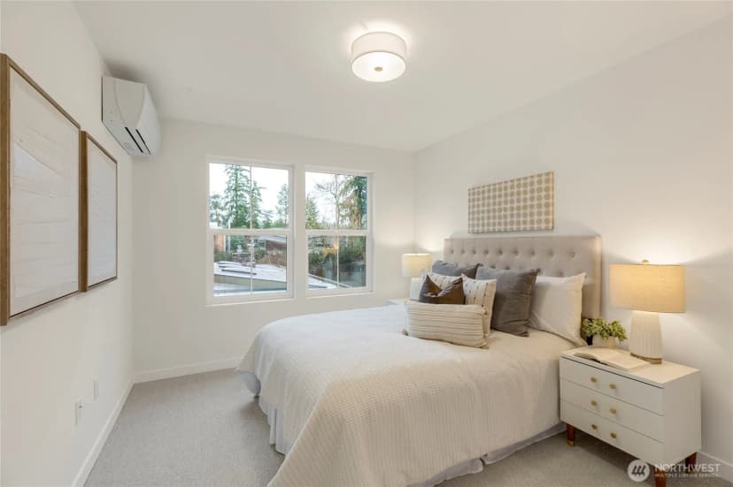 Property photo for 11607 Ne 112th Street #2, Kirkland photo 26