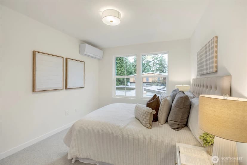 Property photo for 11607 Ne 112th Street #2, Kirkland photo 27