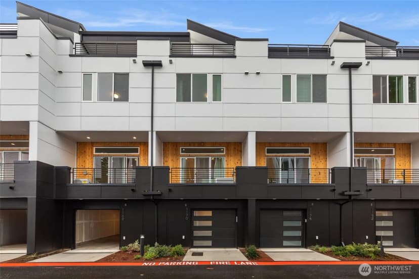 Property photo for 1198 129th Court Ne, Bellevue