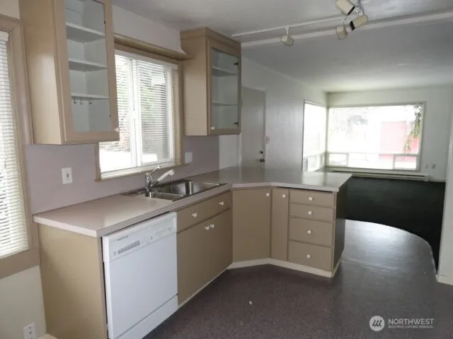 Property photo for 411 W 4th Street, Aberdeen photo 35