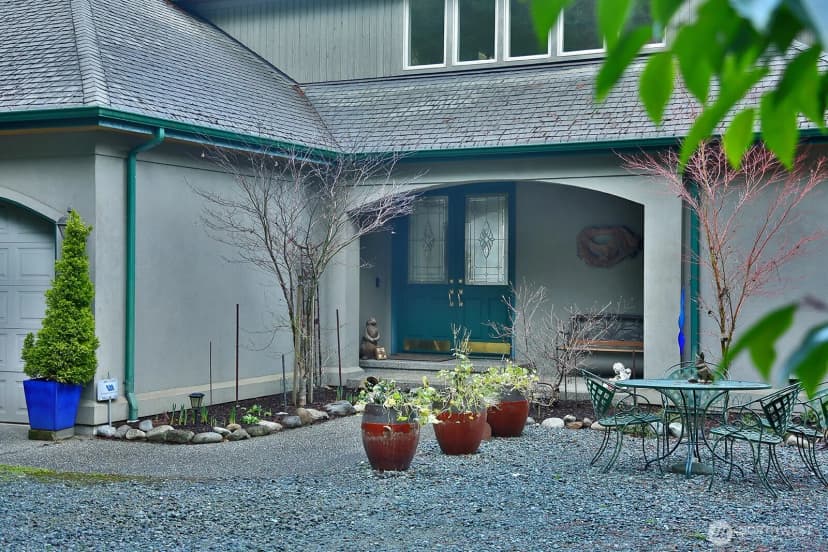 Property photo for 5762 Summerhill Drive, Langley photo 3