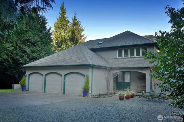 Property photo for 5762 Summerhill Drive, Langley photo 2