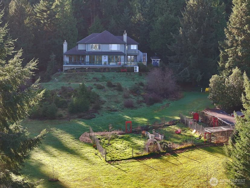 Property photo for 5762 Summerhill Drive, Langley photo 36