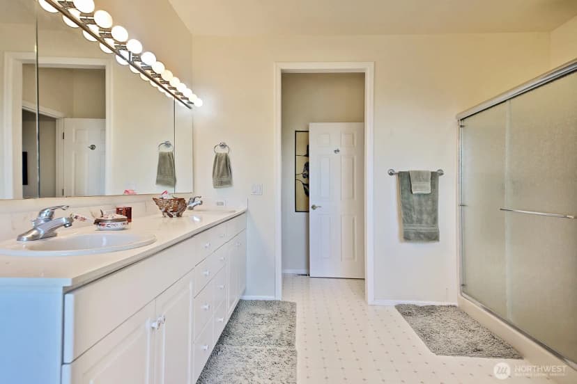 Property photo for 5762 Summerhill Drive, Langley photo 34
