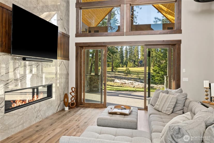 Property photo for 221 Tipple Hill Loop, Cle Elum photo 5