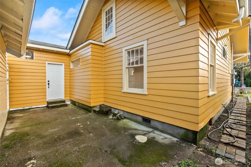 Property photo for 1911 Columbia Street Sw, Olympia photo 31
