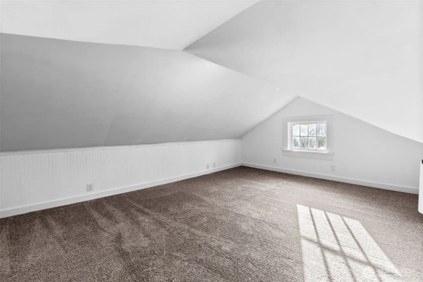 Property photo for 1911 Columbia Street Sw, Olympia photo 27