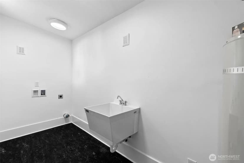 Property photo for 1911 Columbia Street Sw, Olympia photo 23