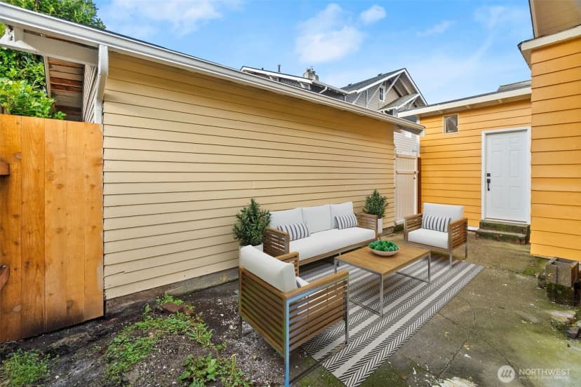 Property photo for 1911 Columbia Street Sw, Olympia photo 30