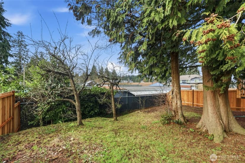 Property photo for 6606 Lombard Ave #3, Everett photo 30