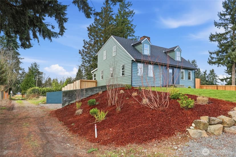 Property photo for 6606 Lombard Ave #3, Everett photo 2