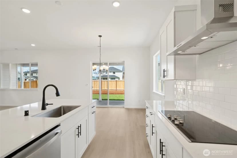 Property photo for 954 Lucas Avenue #23, Buckley photo 10