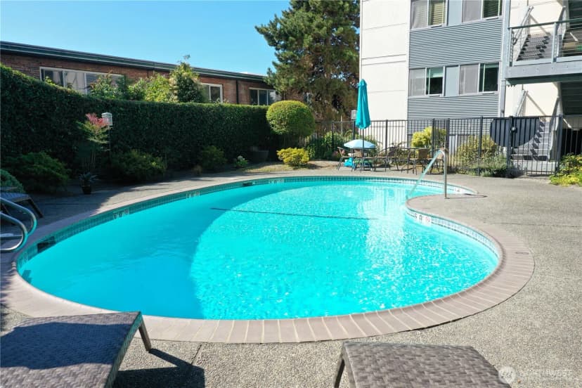 Property photo for 2200 Alki Avenue Sw #103, Seattle photo 4