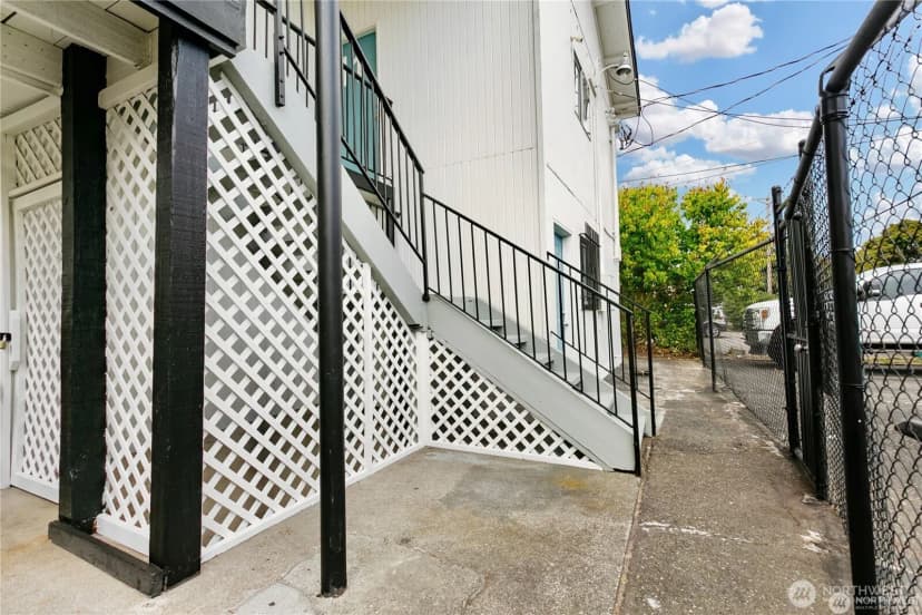 Property photo for 1405 Martin Luther King Jr Way, Tacoma photo 35