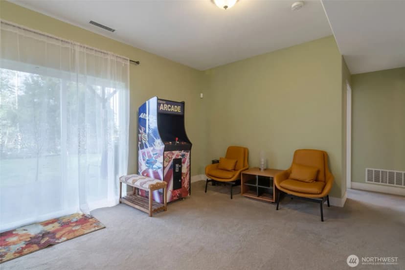 Property photo for 16608 43rd Avenue W, Lynnwood photo 23