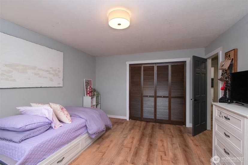 Property photo for 2016 W Fourth Street, Port Angeles photo 32