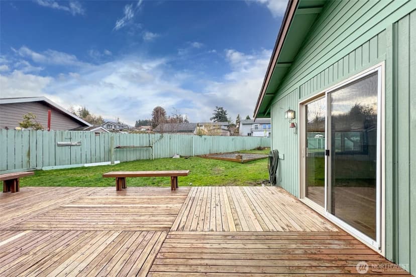 Property photo for 2016 W Fourth Street, Port Angeles photo 12