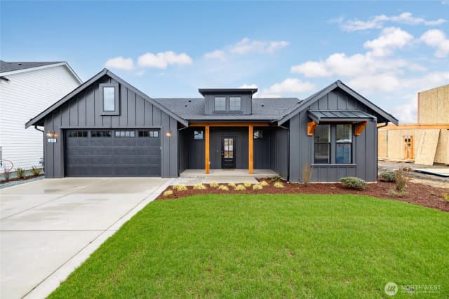 Property photo for 619 Legacy Way, Sedro Woolley photo 2