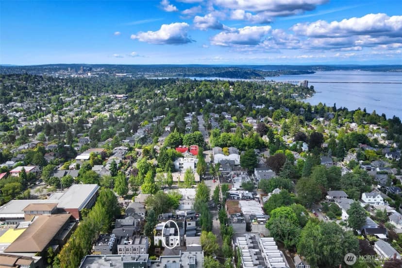 Property photo for 1117 34th Avenue #b, Seattle photo 38