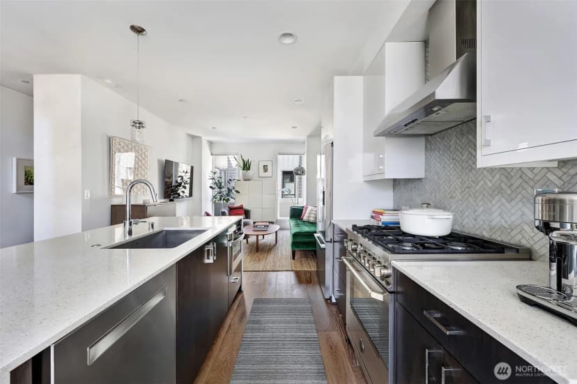 Property photo for 1117 34th Avenue #b, Seattle photo 14