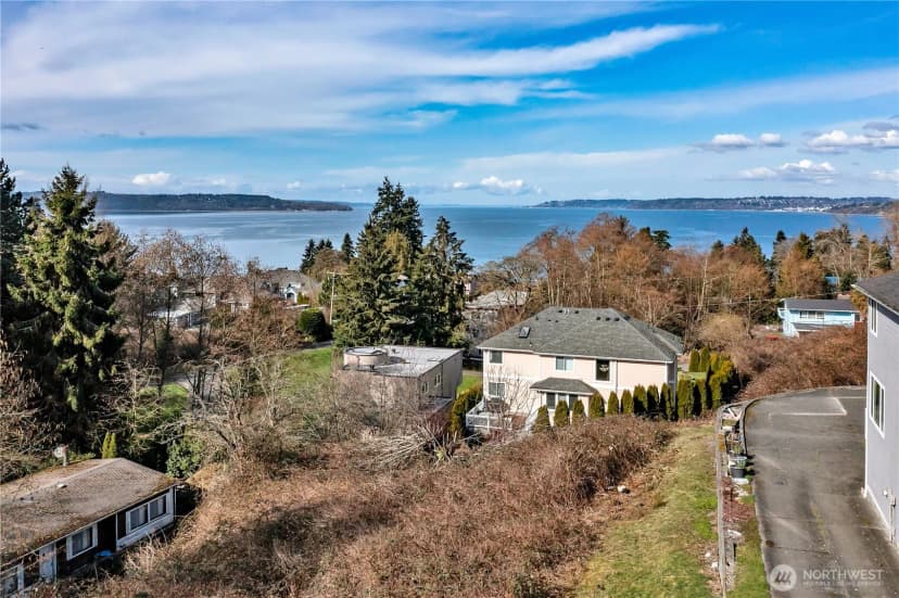 Property photo for 29500 2nd Avenue Sw, Federal Way photo 15