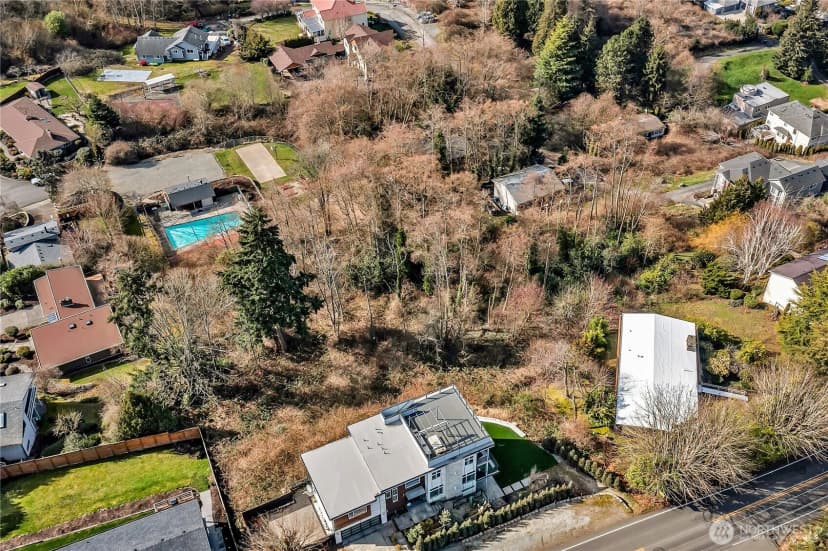 Property photo for 29500 2nd Avenue Sw, Federal Way photo 11