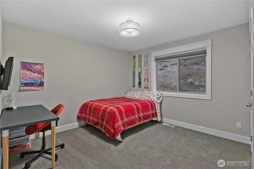 Property photo for 2627 Catalina Avenue, East Wenatchee photo 25