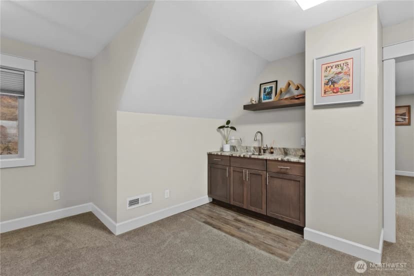 Property photo for 2627 Catalina Avenue, East Wenatchee photo 32