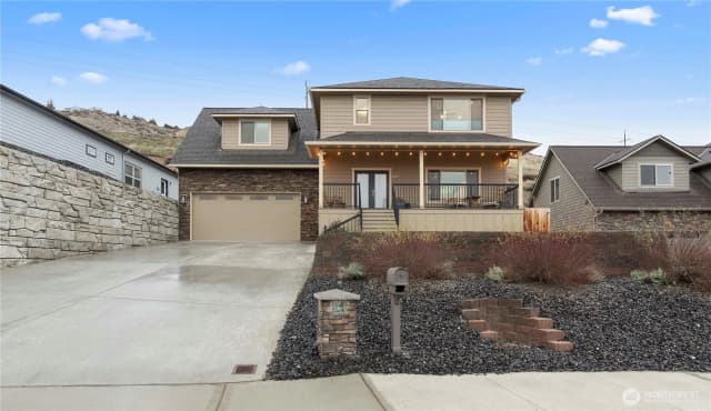 Property photo for 2627 Catalina Avenue, East Wenatchee photo 2