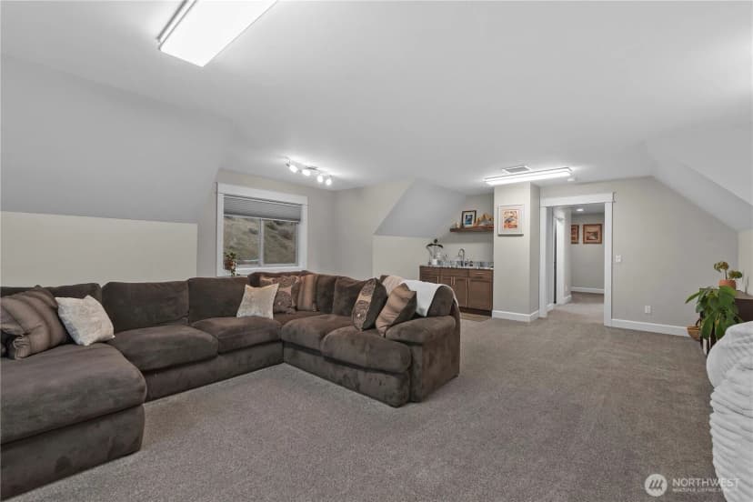 Property photo for 2627 Catalina Avenue, East Wenatchee photo 30