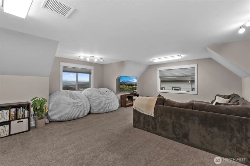 Property photo for 2627 Catalina Avenue, East Wenatchee photo 29