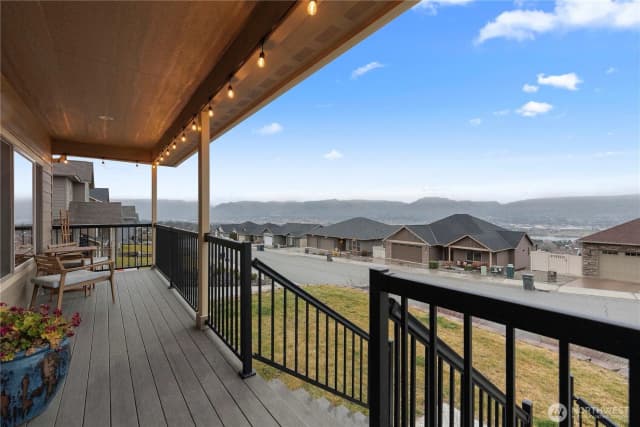 Property photo for 2627 Catalina Avenue, East Wenatchee photo 5