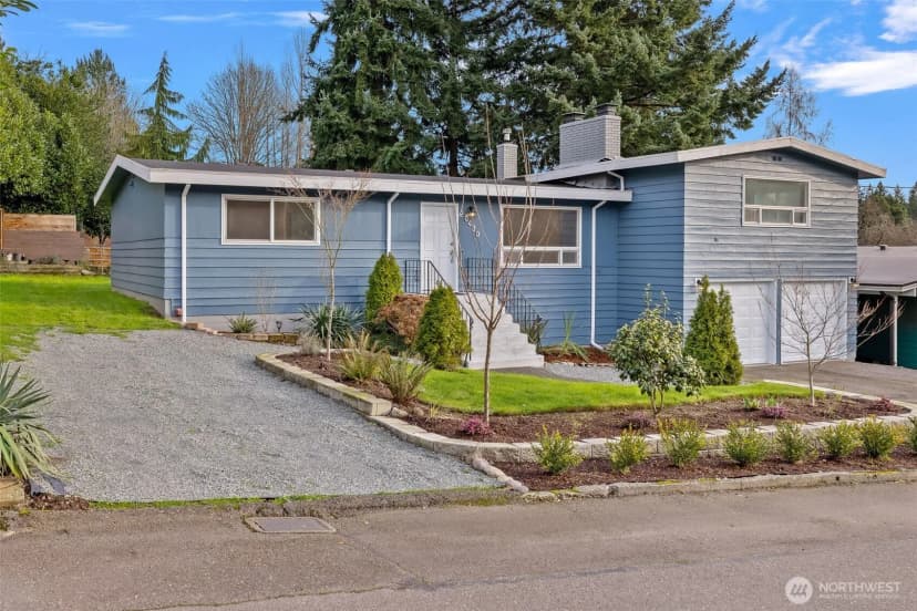 Property photo for 20430 12th Avenue S, Sea Tac photo 2