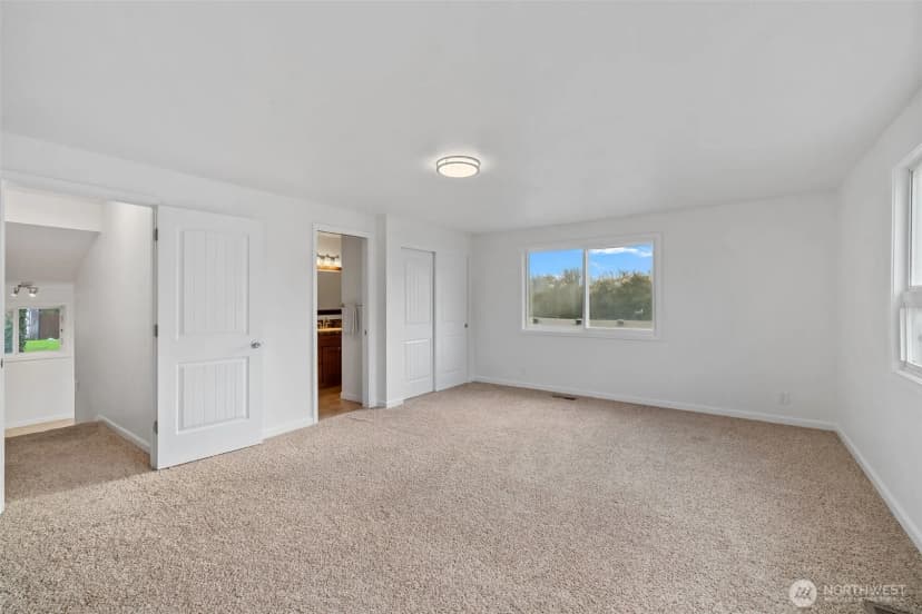 Property photo for 20430 12th Avenue S, Sea Tac photo 12