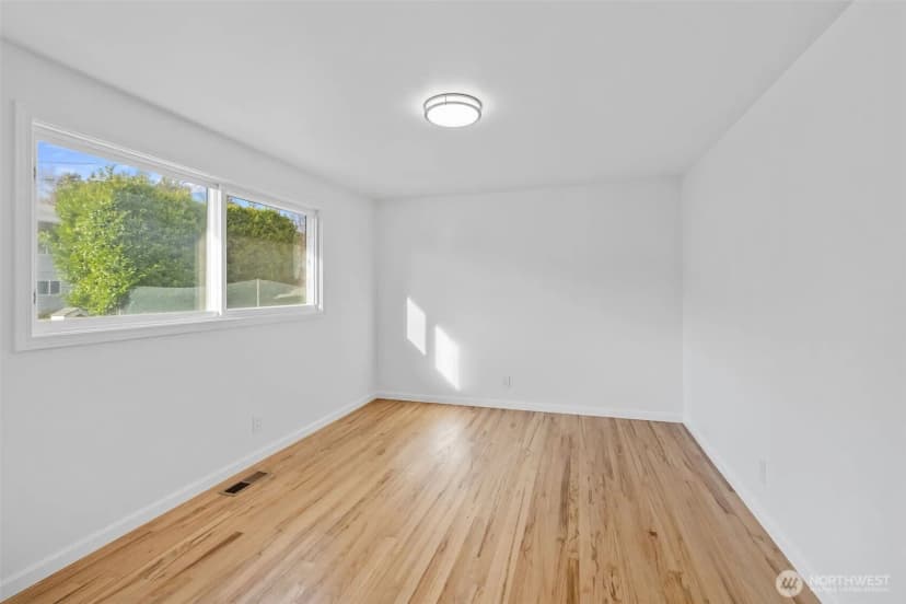 Property photo for 20430 12th Avenue S, Sea Tac photo 19