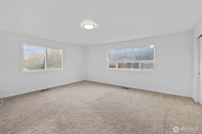 Property photo for 20430 12th Avenue S, Sea Tac photo 14